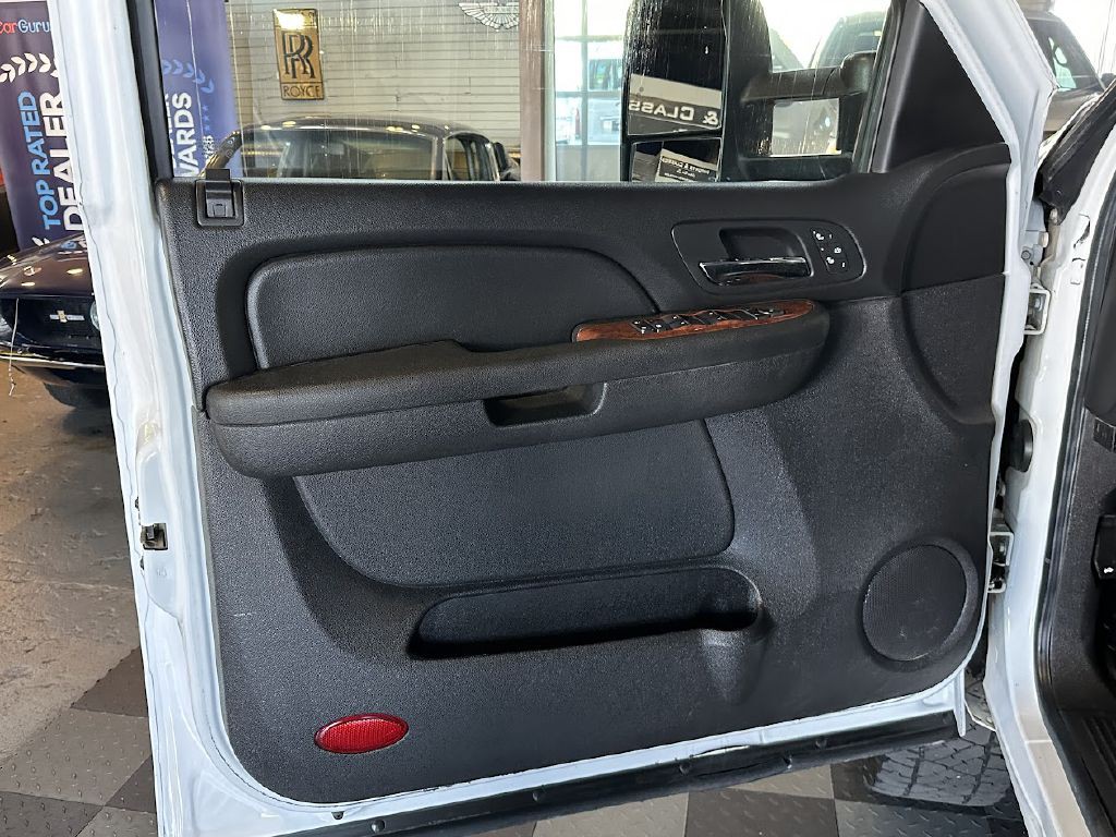 2009 GMC Sierra Image 24