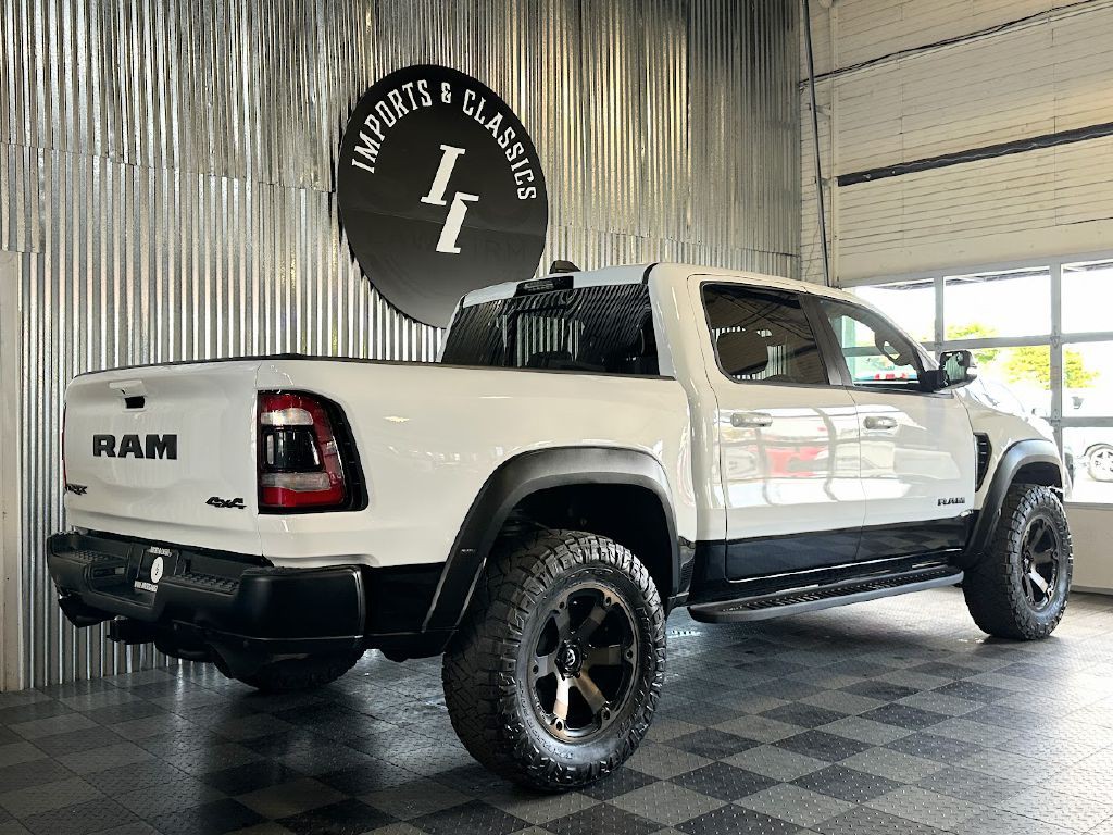 2021 RAM 1500 Image 3