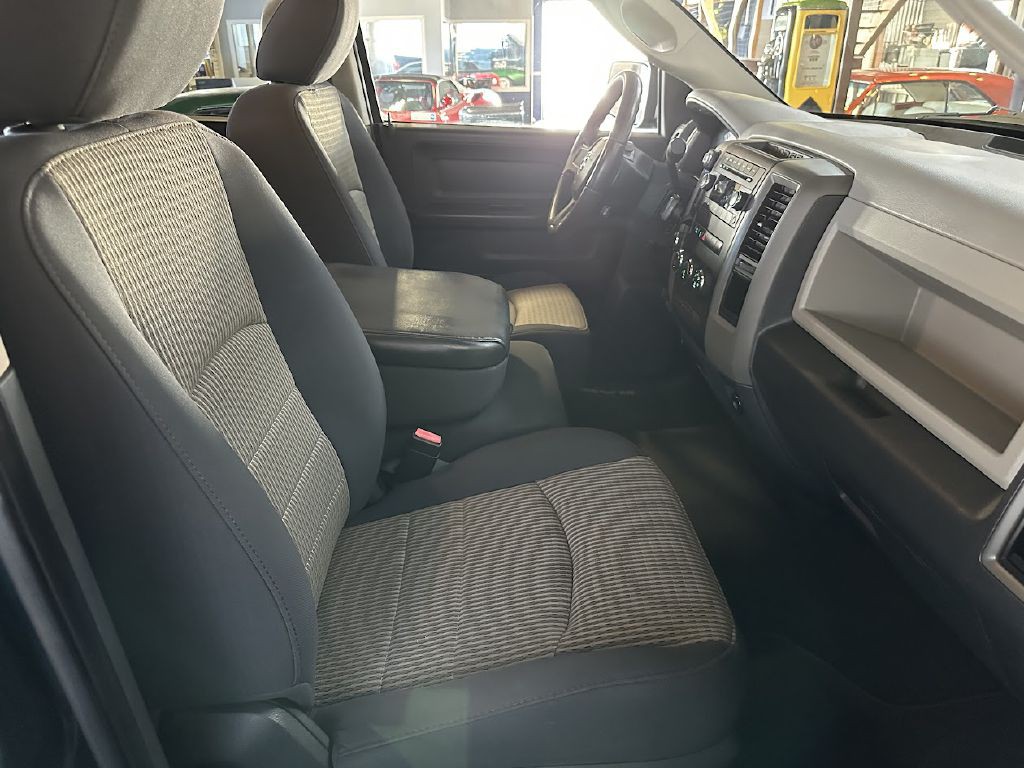 2011 Dodge Ram 1500 Image 12