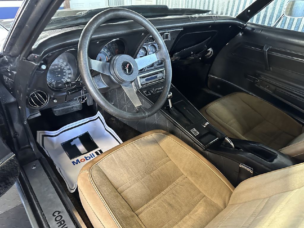 1977 Chevrolet Corvette Image 13
