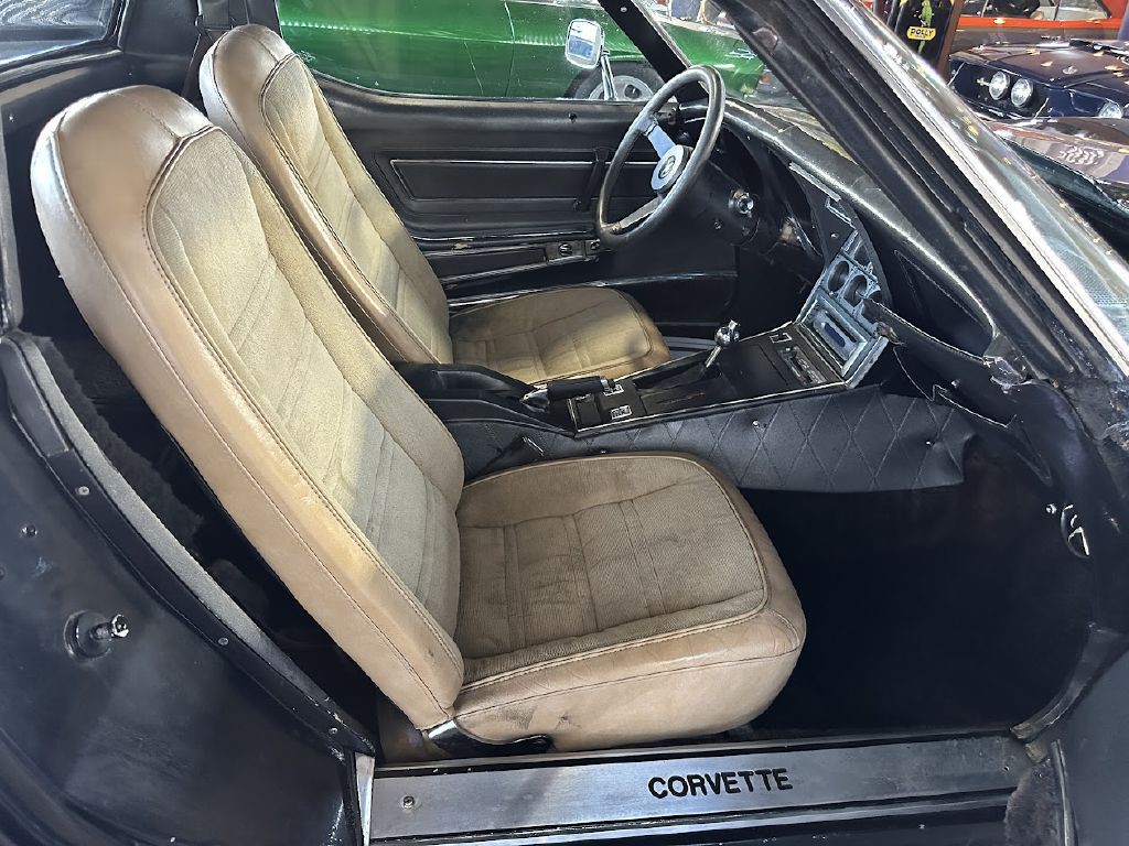 1977 Chevrolet Corvette Image 17