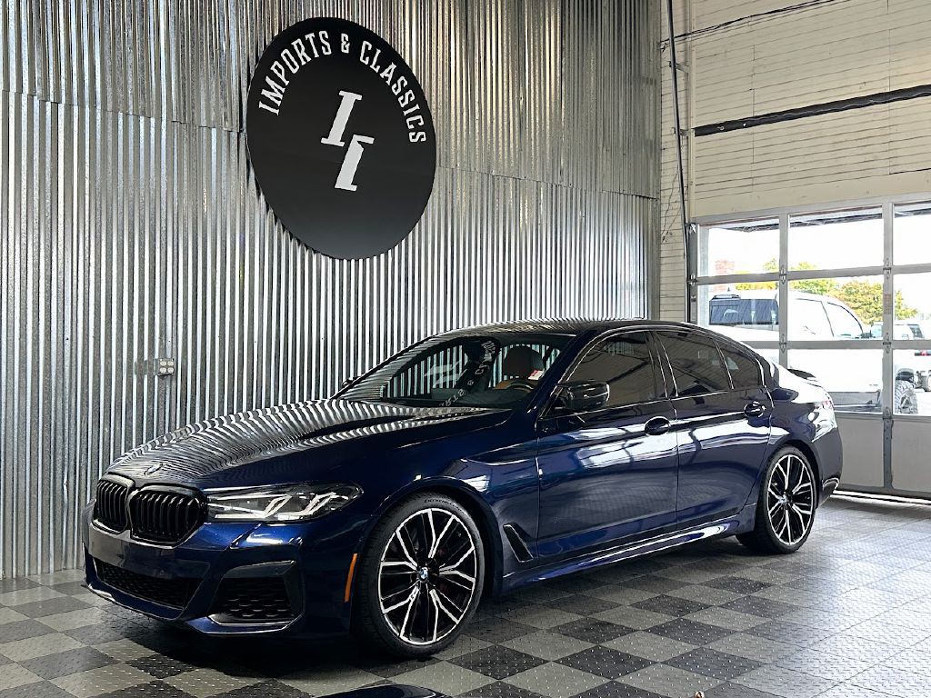 2021 BMW 5 Series Image 1