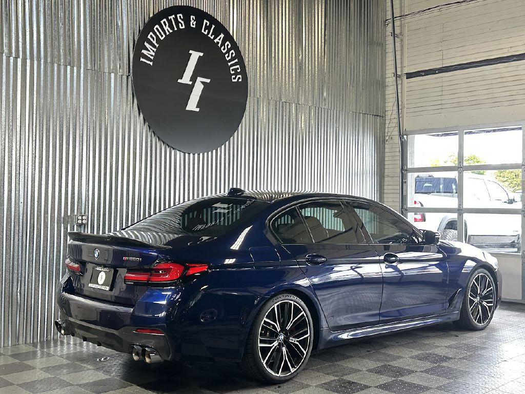 2021 BMW 5 Series Image 3