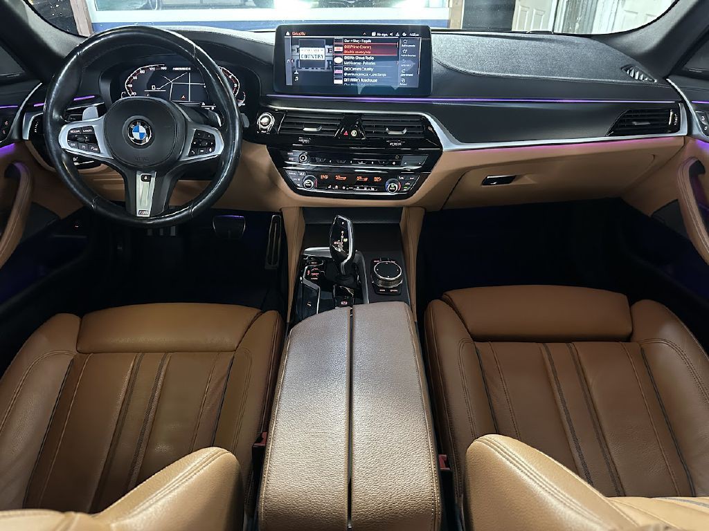2021 BMW 5 Series Image 9