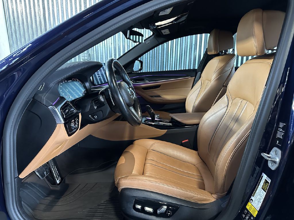 2021 BMW 5 Series Image 11