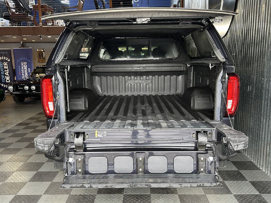 2023 GMC Sierra Image 10