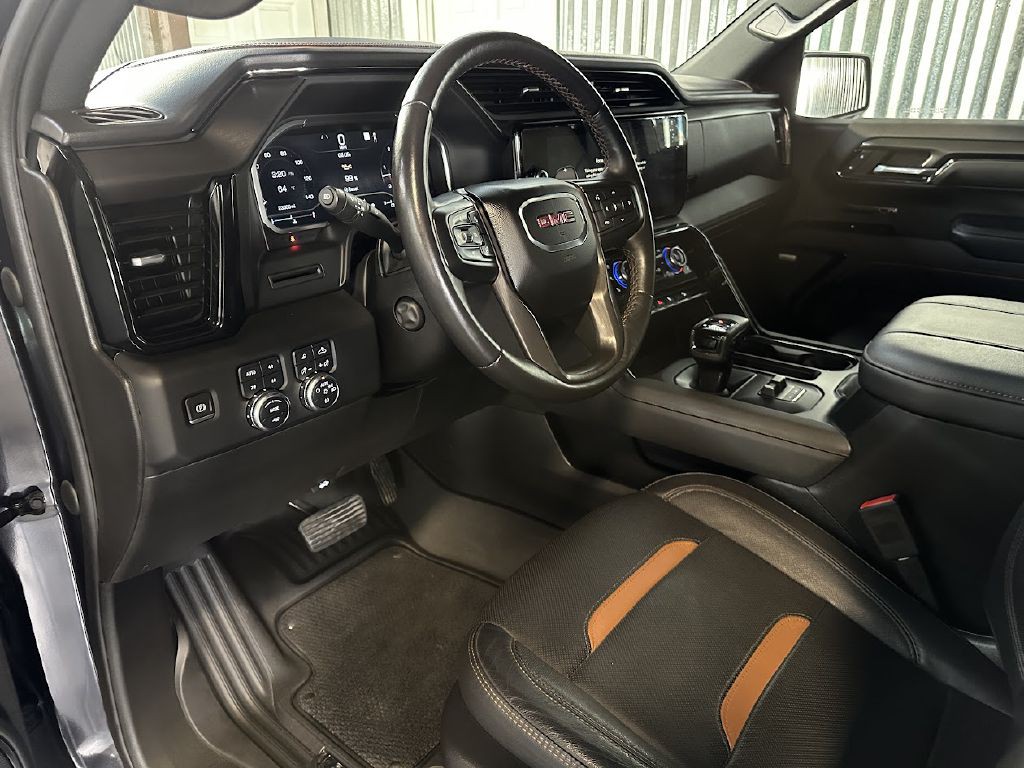 2023 GMC Sierra Image 12