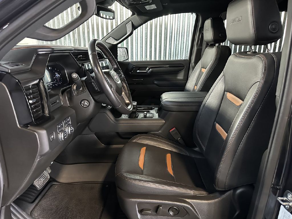 2023 GMC Sierra Image 13