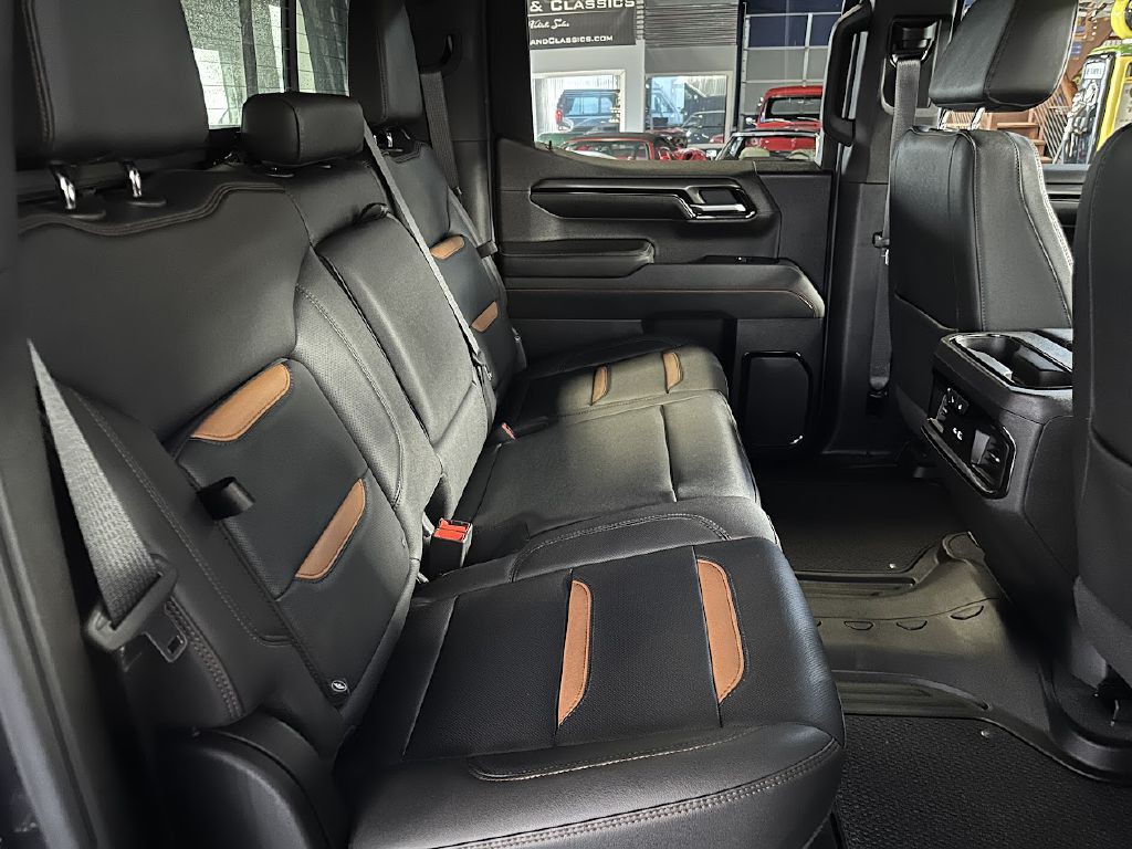 2023 GMC Sierra Image 18