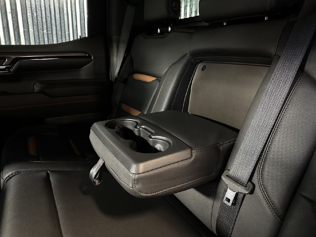 2023 GMC Sierra Image 21