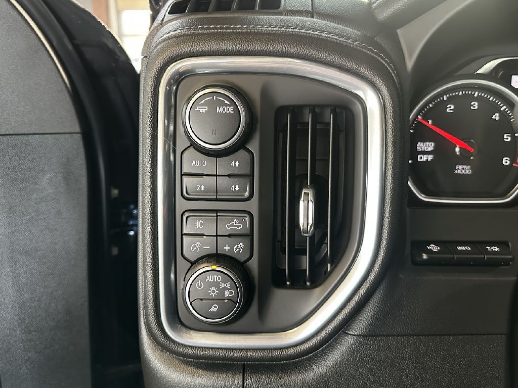 2021 Chevrolet Silverado 1500 Image 25