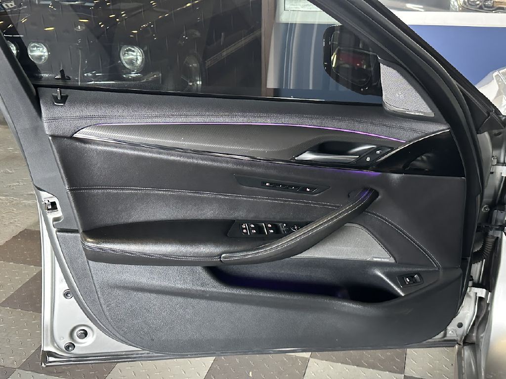 2020 BMW M5 Image 28