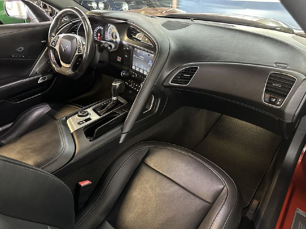 2016 Chevrolet Corvette Image 15