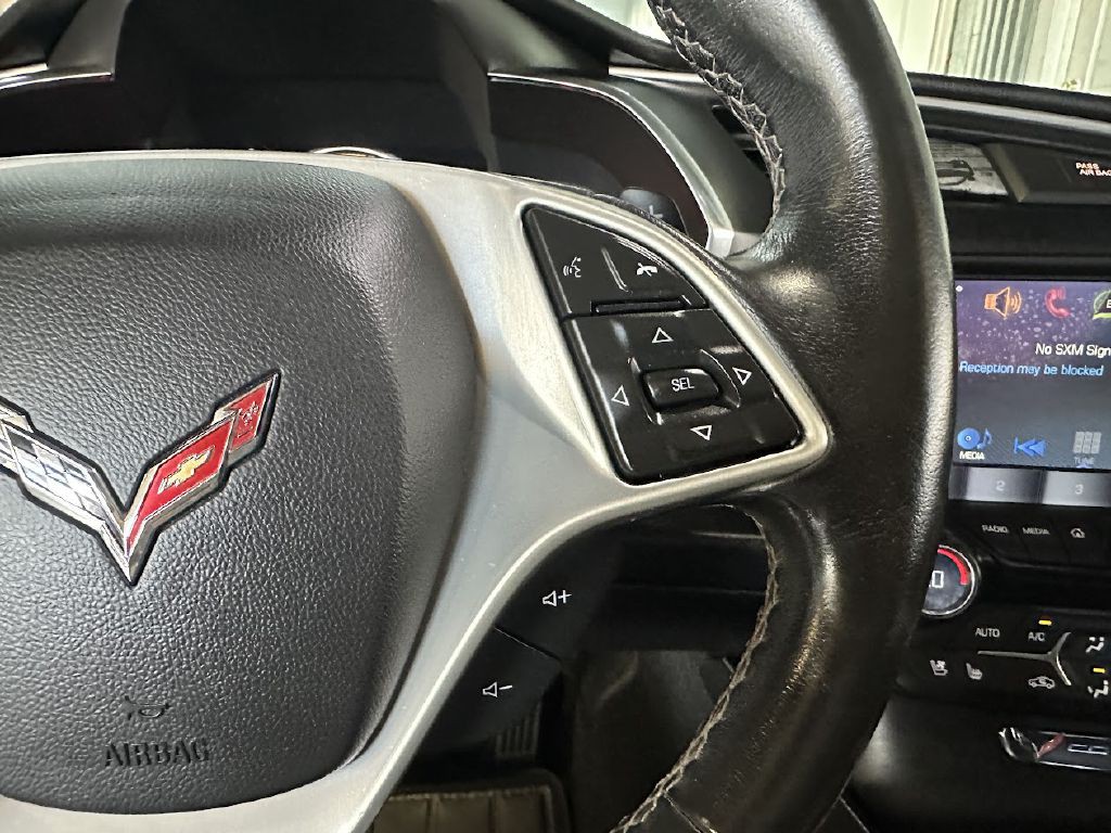 2016 Chevrolet Corvette Image 18
