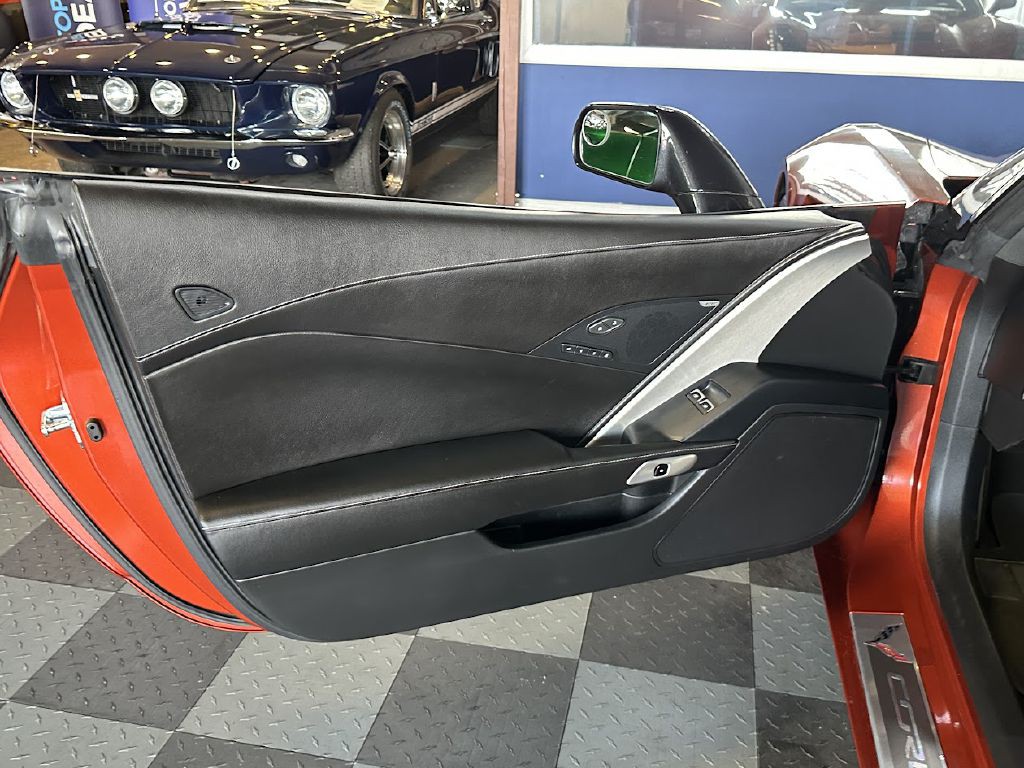 2016 Chevrolet Corvette Image 24
