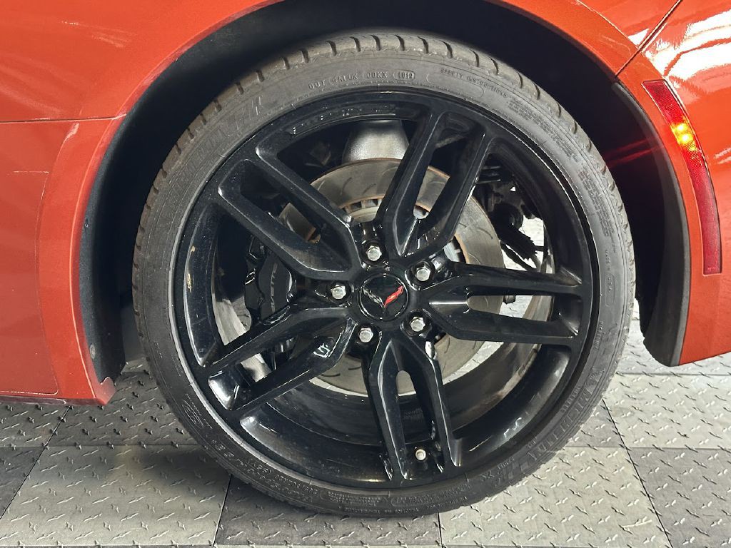 2016 Chevrolet Corvette Image 30