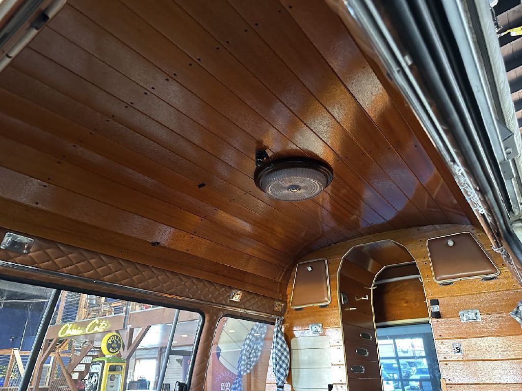 1996 Toyota Hiace Image 29