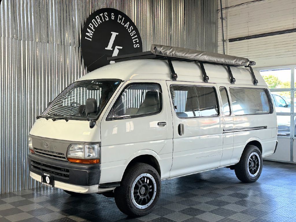 1996 Toyota Hiace Image 1