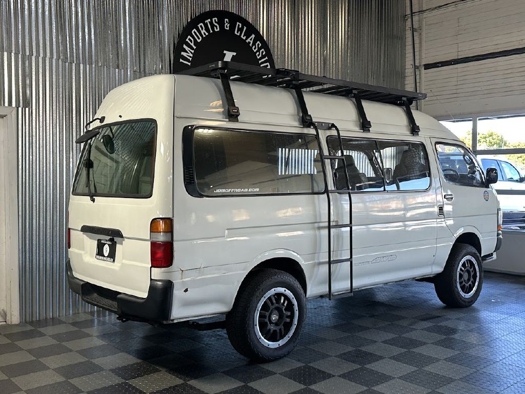 1996 Toyota Hiace Image 3