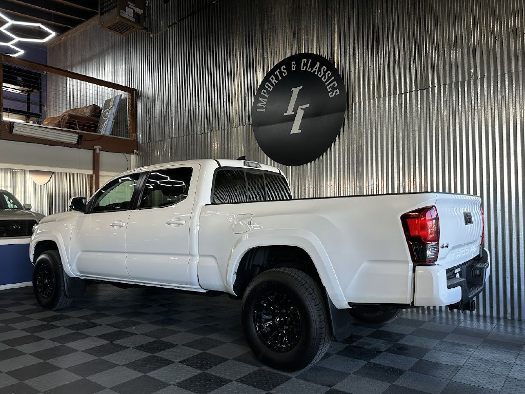 2020 Toyota Tacoma Image 4