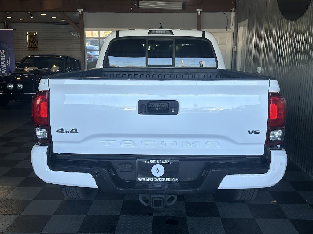 2020 Toyota Tacoma Image 6
