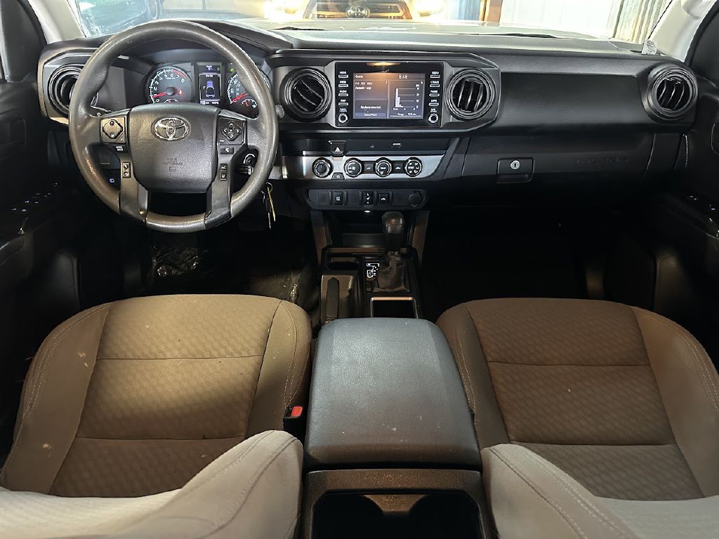 2020 Toyota Tacoma Image 9