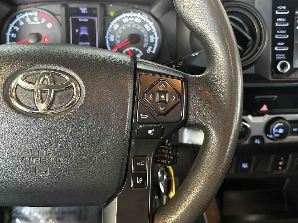 2020 Toyota Tacoma Image 20