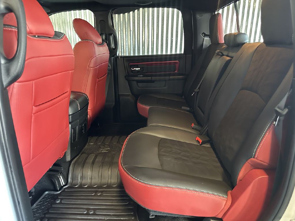 2017 RAM 1500 Image 16