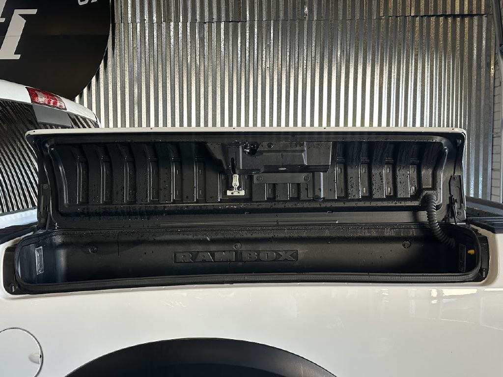 2017 RAM 1500 Image 30