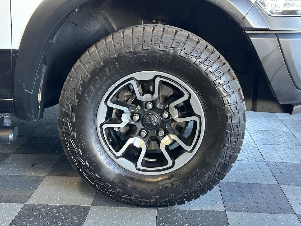 2017 RAM 1500 Image 33