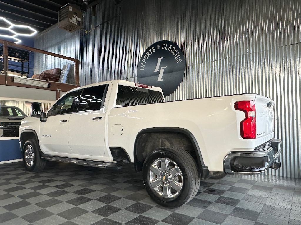 2021 Chevrolet Silverado 1500 Image 4