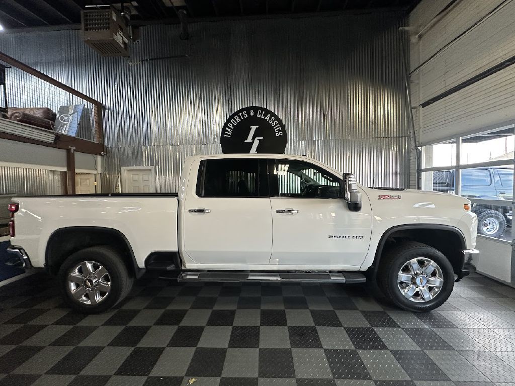 2021 Chevrolet Silverado 1500 Image 7