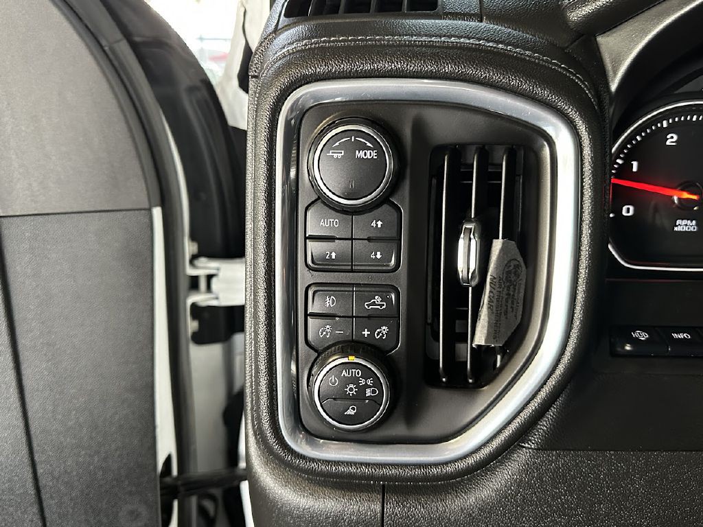 2021 Chevrolet Silverado 1500 Image 24