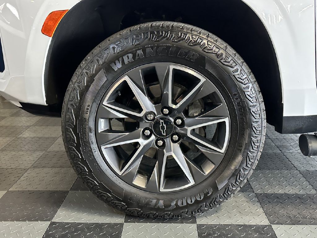 2024 Chevrolet Tahoe Image 32