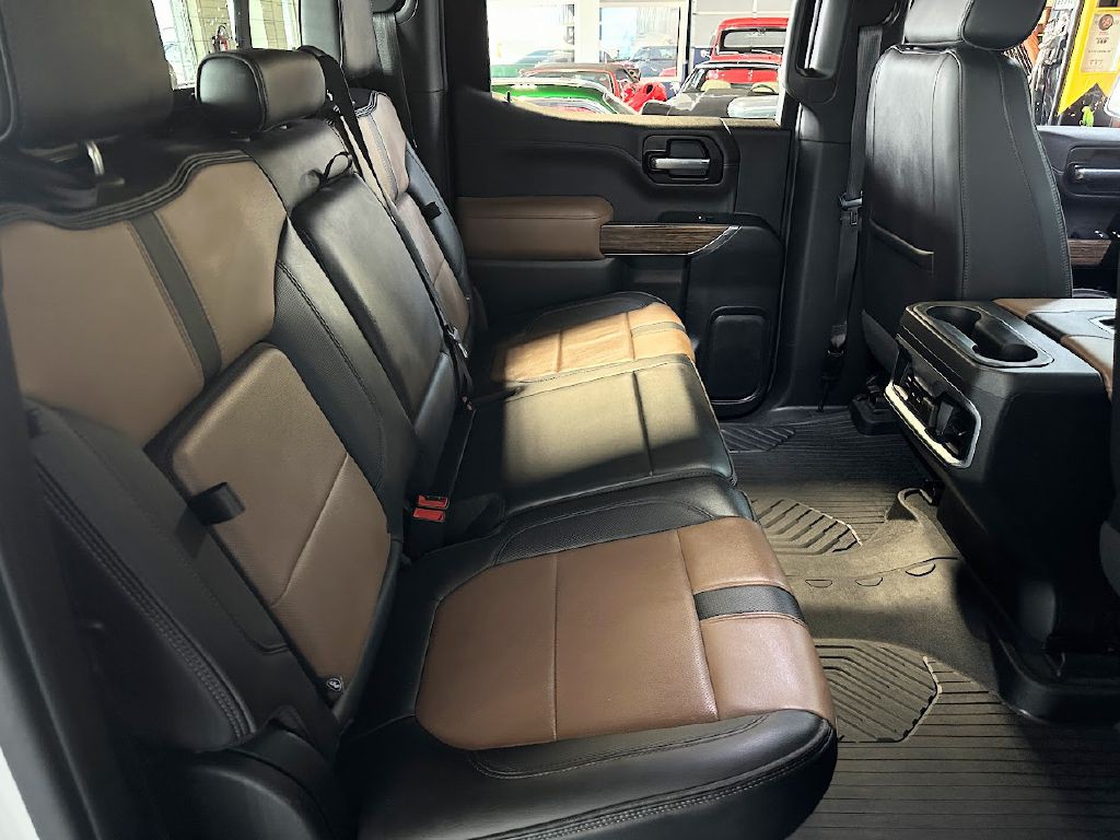 2022 Chevrolet Silverado 1500 Image 17