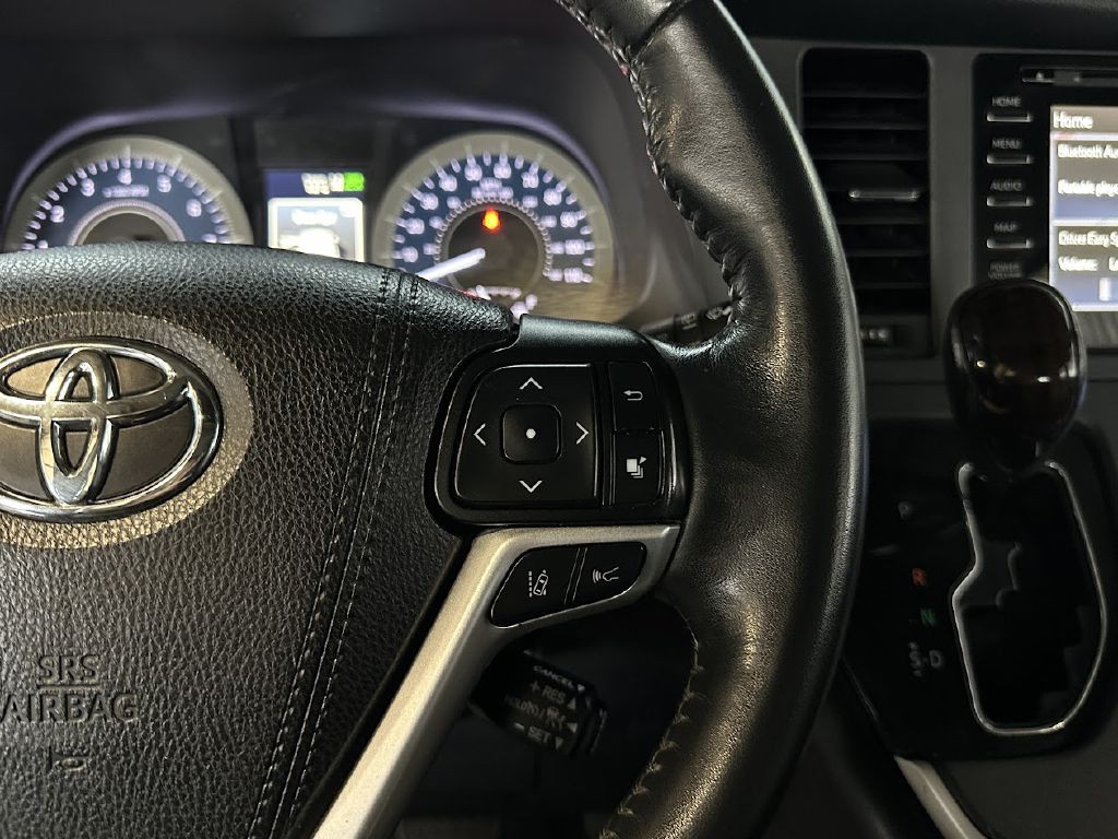 2020 Toyota Sienna Image 20