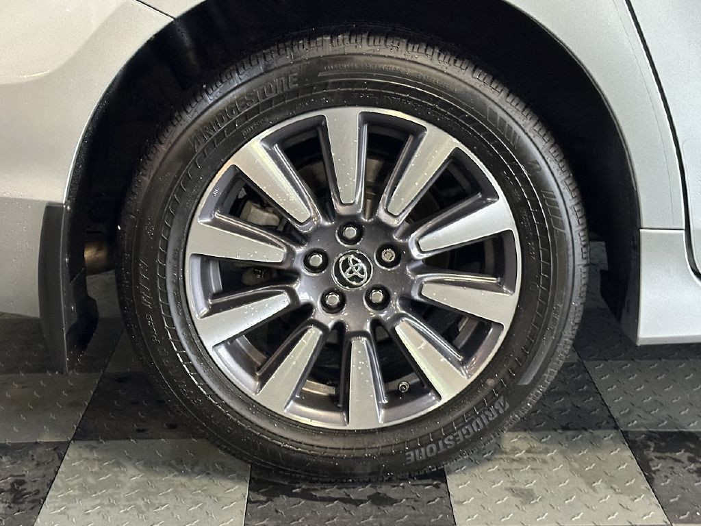 2020 Toyota Sienna Image 34