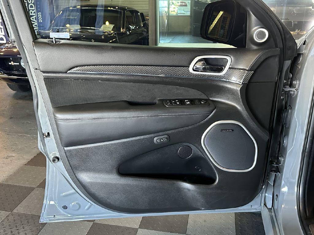 2020 Jeep Grand Cherokee Image 27