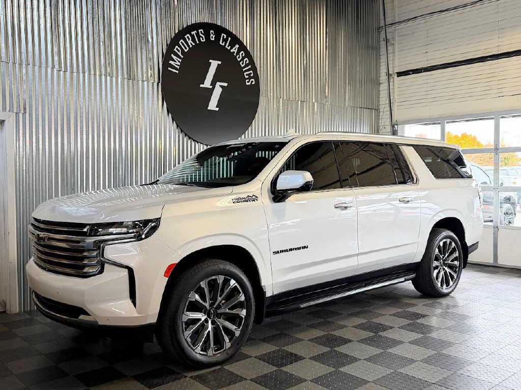 2023 Chevrolet Suburban Image 1