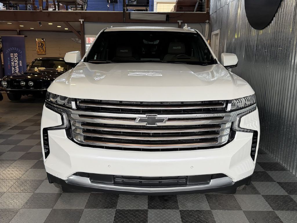 2023 Chevrolet Suburban Image 5
