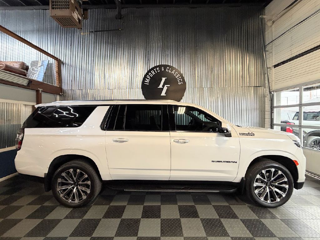 2023 Chevrolet Suburban Image 7