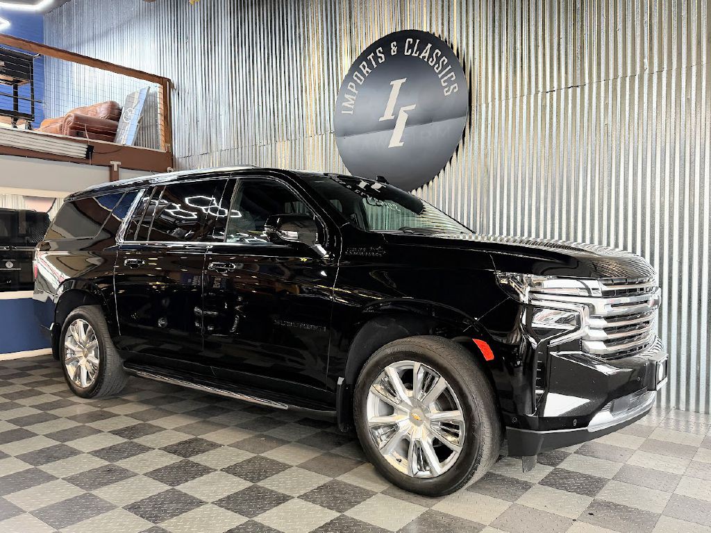2023 Chevrolet Suburban Image 2