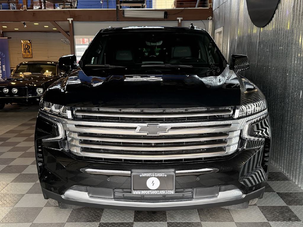 2023 Chevrolet Suburban Image 5