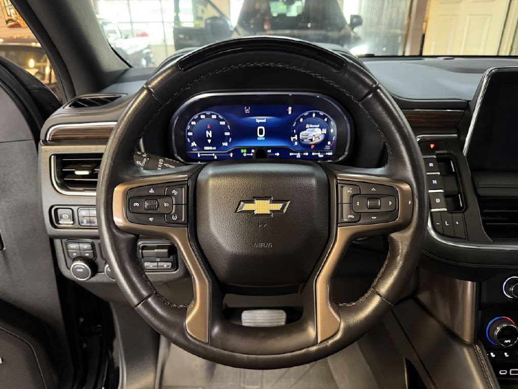 2023 Chevrolet Suburban Image 17