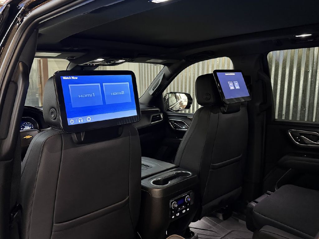 2023 Chevrolet Suburban Image 24