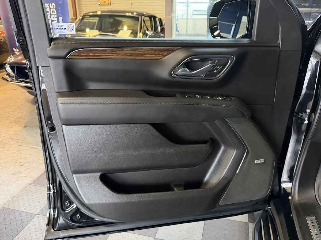 2023 Chevrolet Suburban Image 28