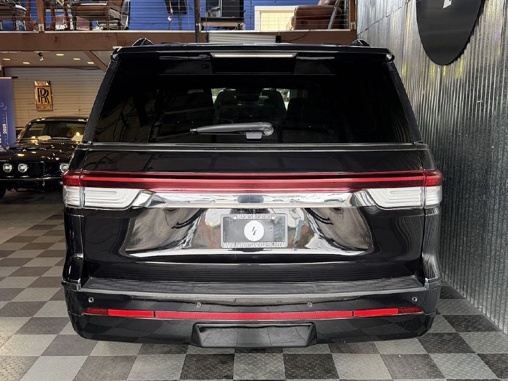 2024 Lincoln Navigator Image 5