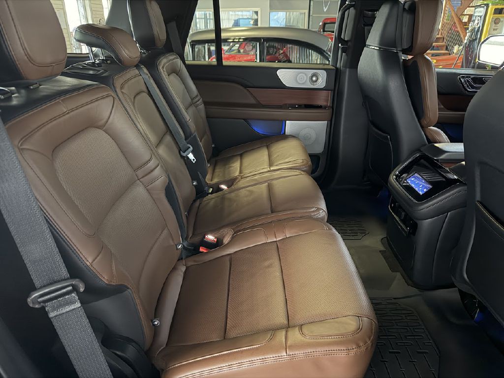 2024 Lincoln Navigator Image 15