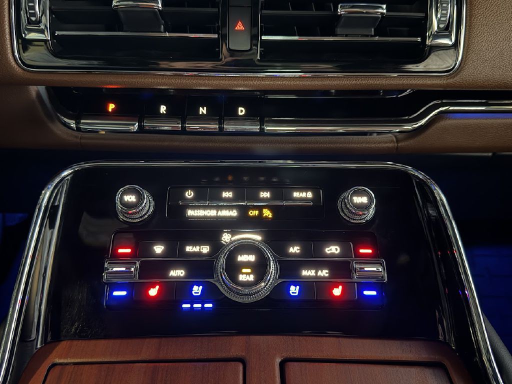 2024 Lincoln Navigator Image 24
