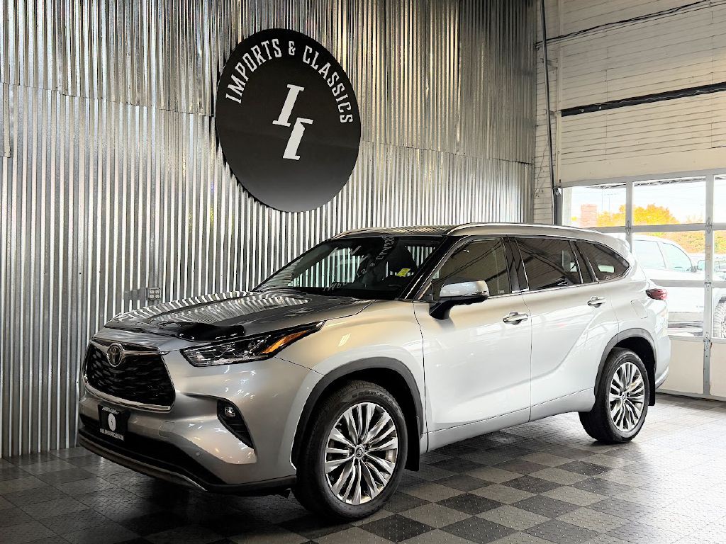 2024 Toyota Highlander Image 1